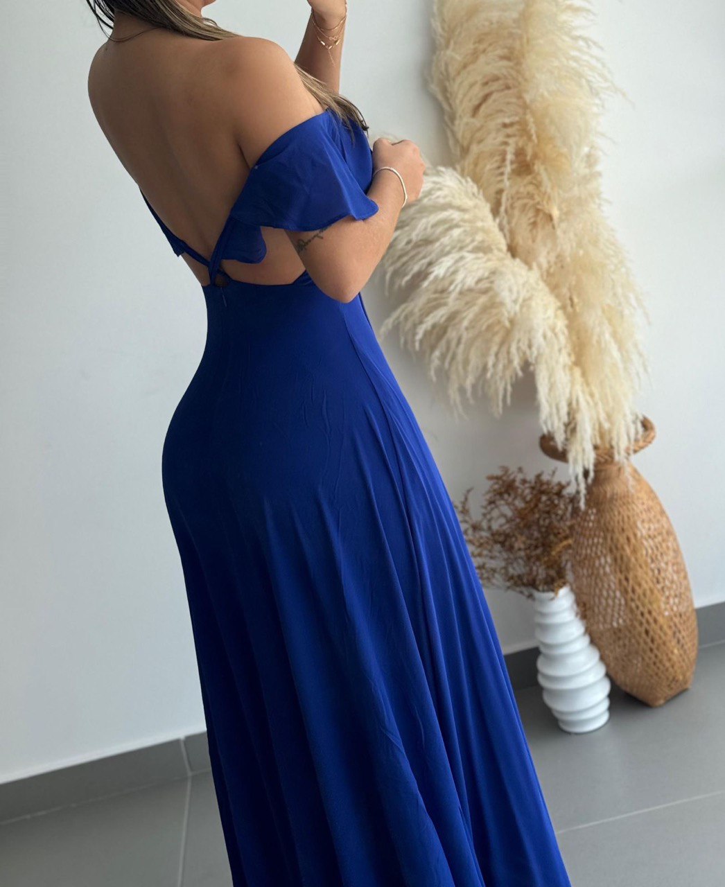 ✨ Realza tu belleza con nuestro espectacular vestido Deluxe ✨